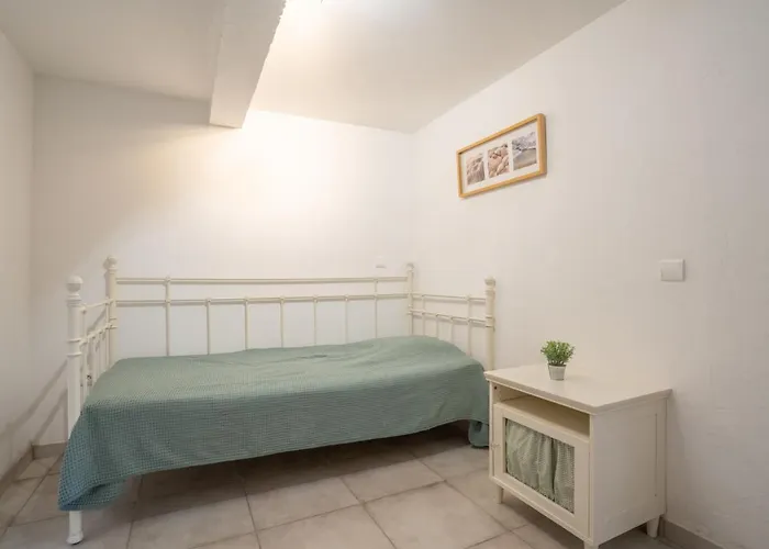 Les 4 Vents By Interhome Vila Saint Aygulf