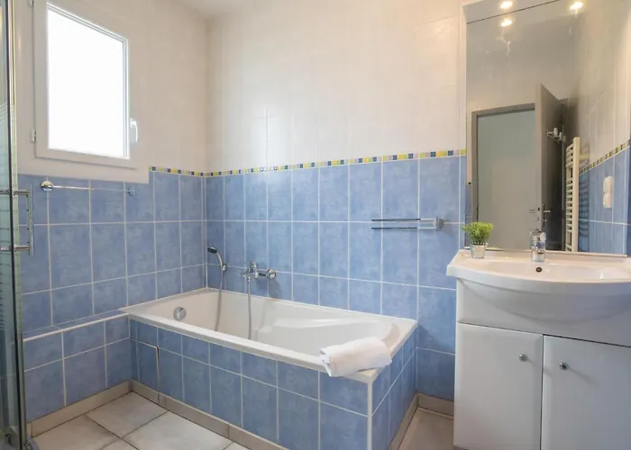 Les 4 Vents By Interhome * Saint Aygulf